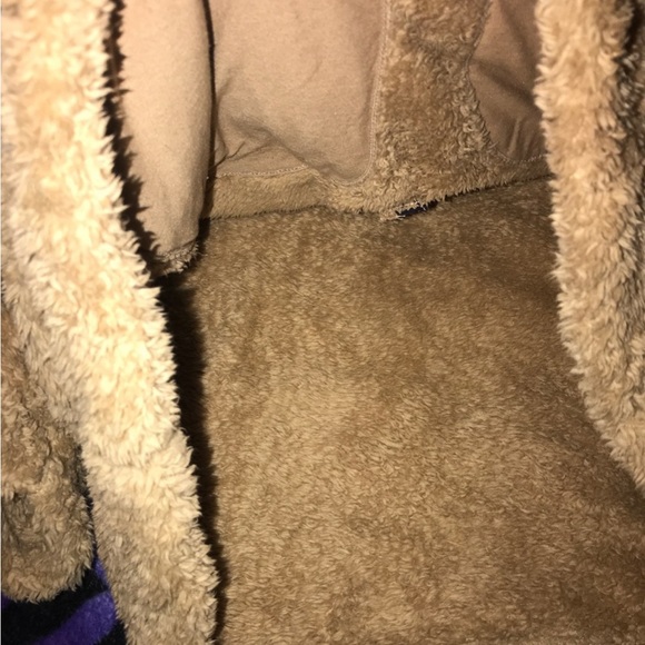 NWT Tommy Hilfiger teddy fleece pullover sweatshirt - Picture 5 of 6